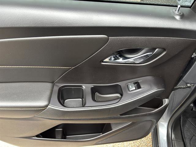 Used 2019 Chevrolet Traverse RS w/ LPO, Floor Liner Package image 18