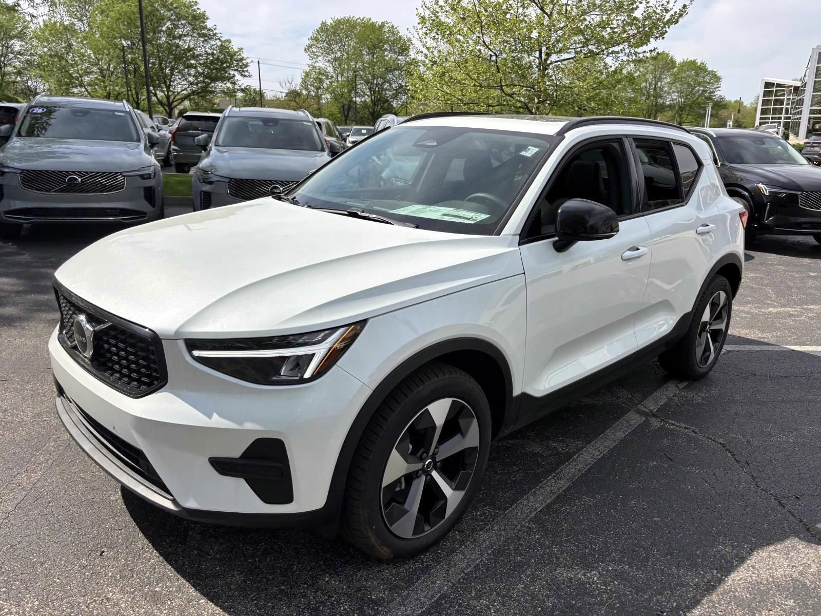 Used 2026 Volvo XC40 B5 Core w/ Protection Package Premier