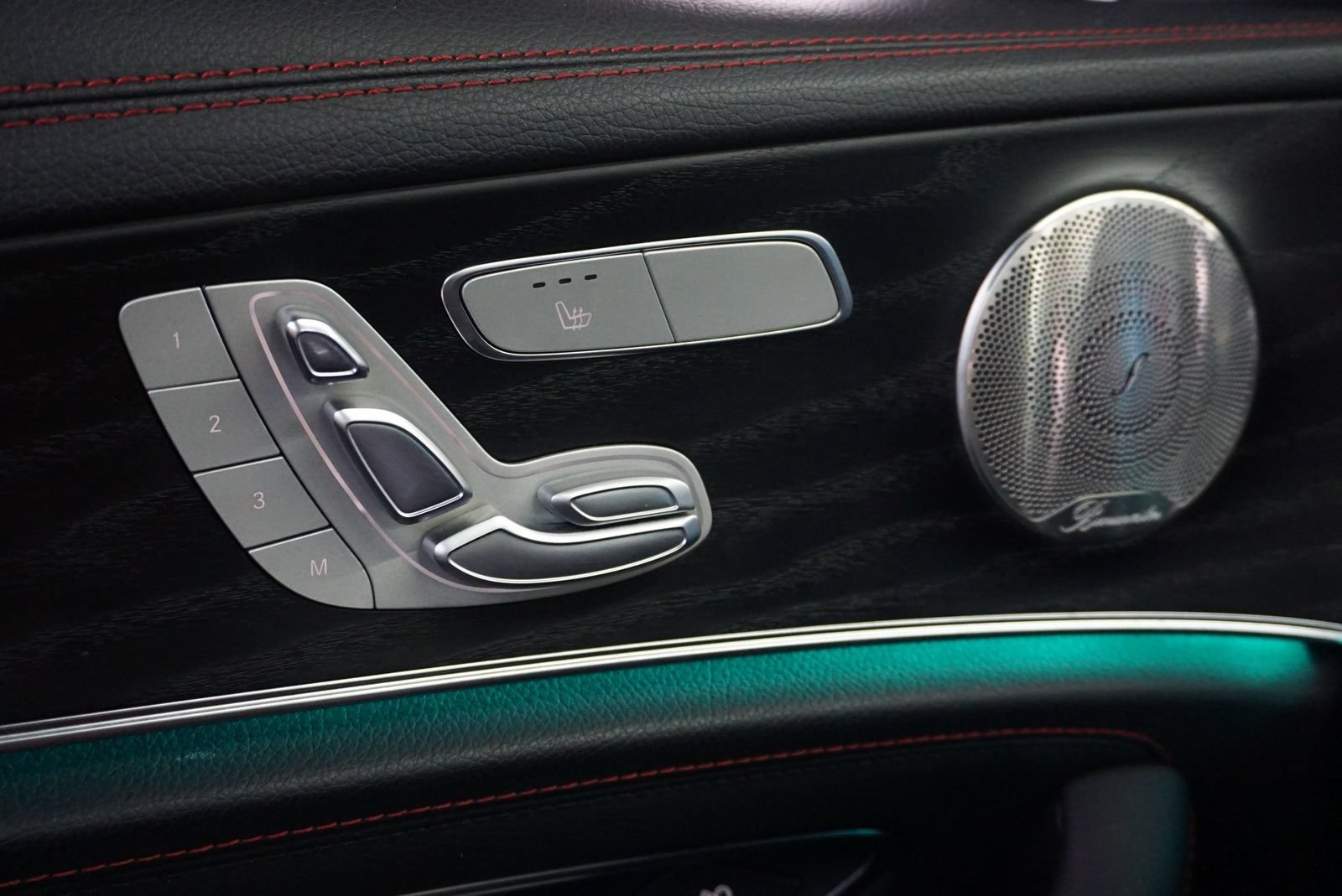 Used 2022 Mercedes-Benz E 53 AMG 4MATIC Sedan image 31