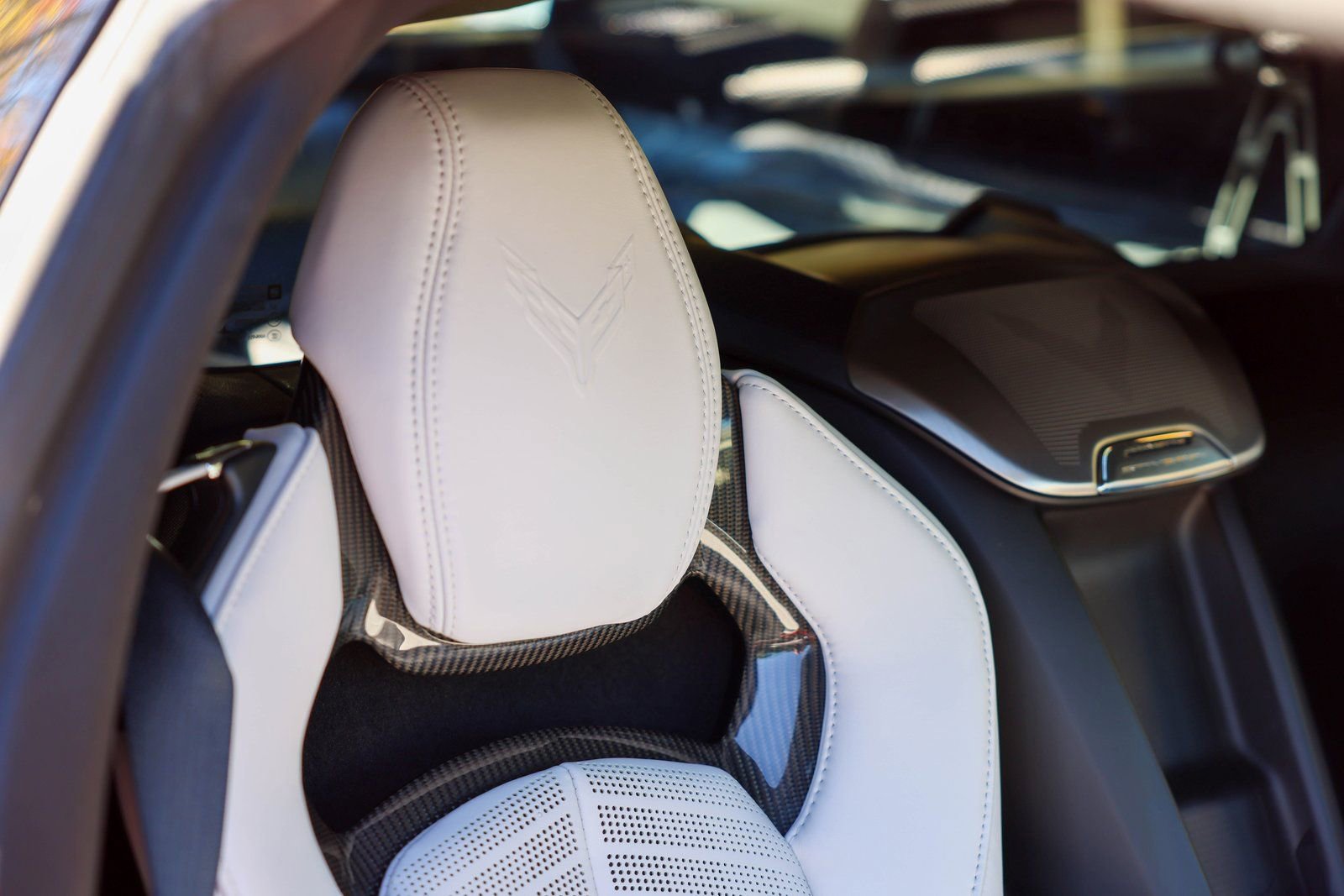 Used 2020 Chevrolet Corvette Stingray Preferred Cpe w/ 2LT Preferred Equipment Group image 10