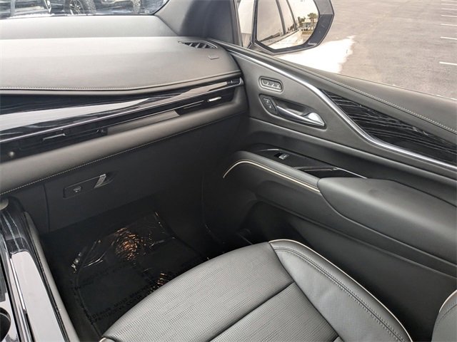 Used 2022 Cadillac Escalade ESV Sport w/ Touring Package image 20
