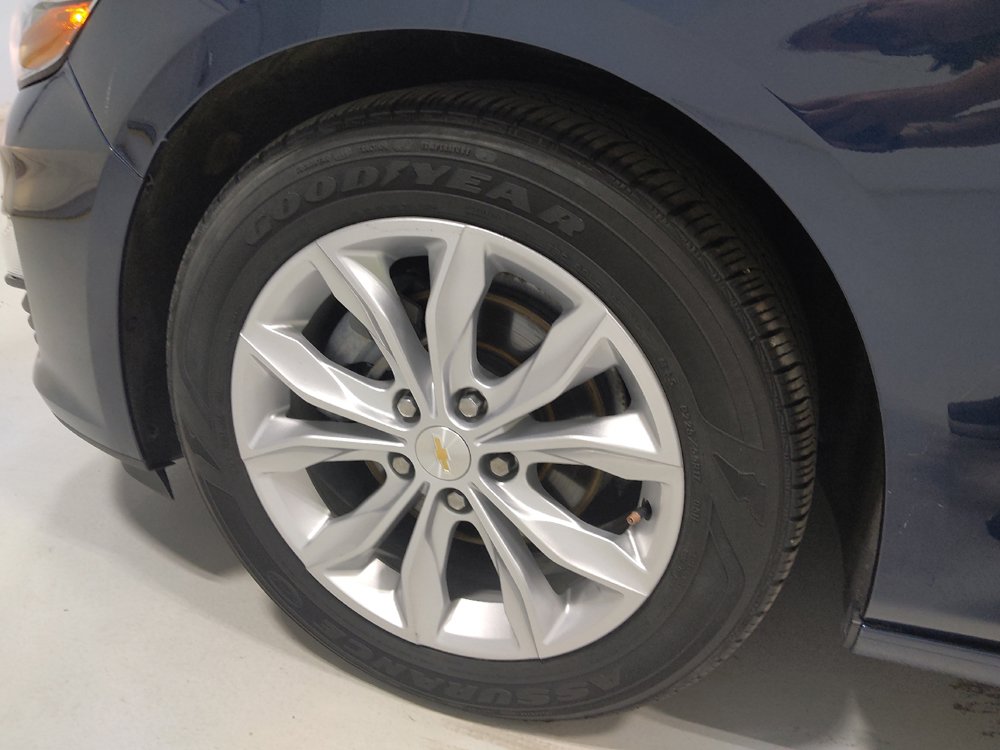 Used 2022 Chevrolet Malibu LT FWD image 31