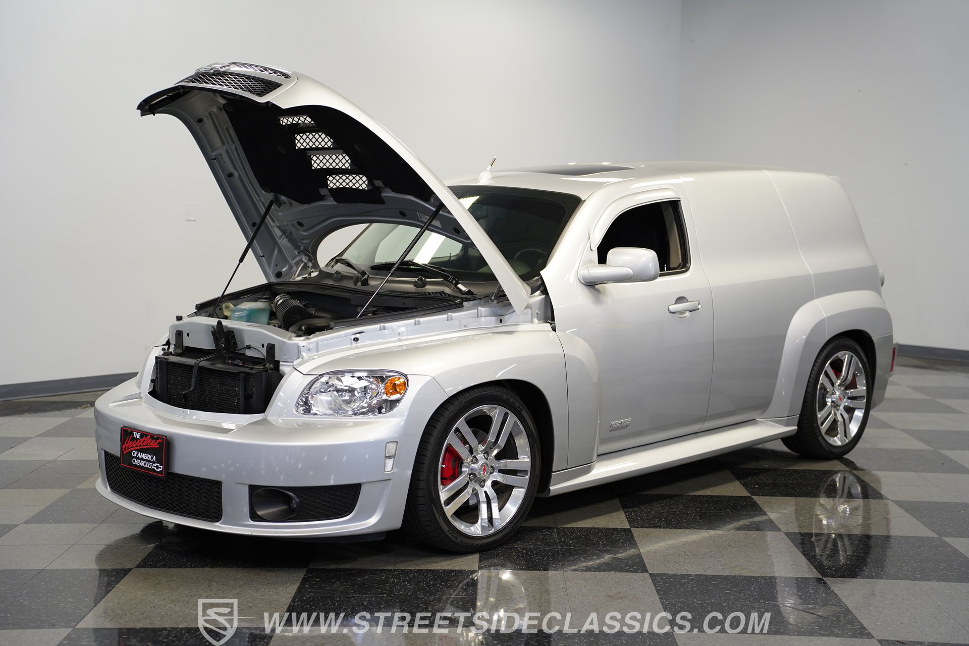Used 2009 Chevrolet HHR SS FWD image 32