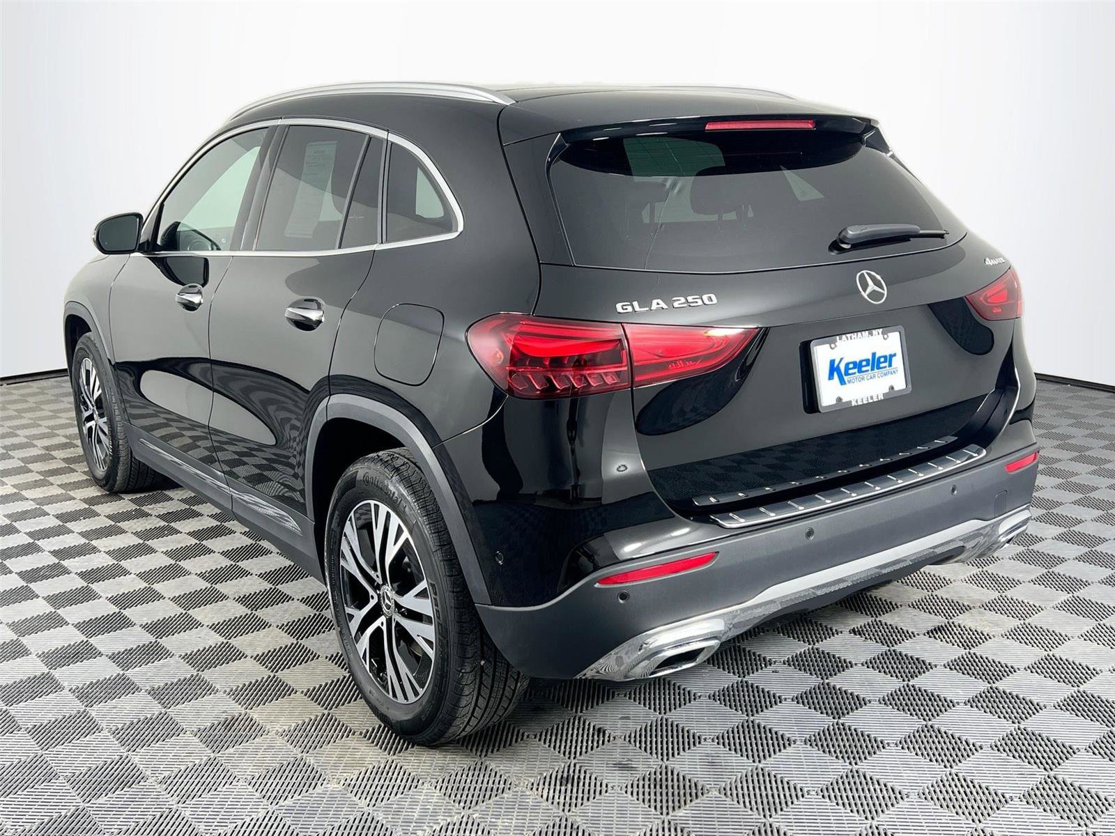 Certified 2026 Mercedes-Benz GLA 250 4MATIC image 4