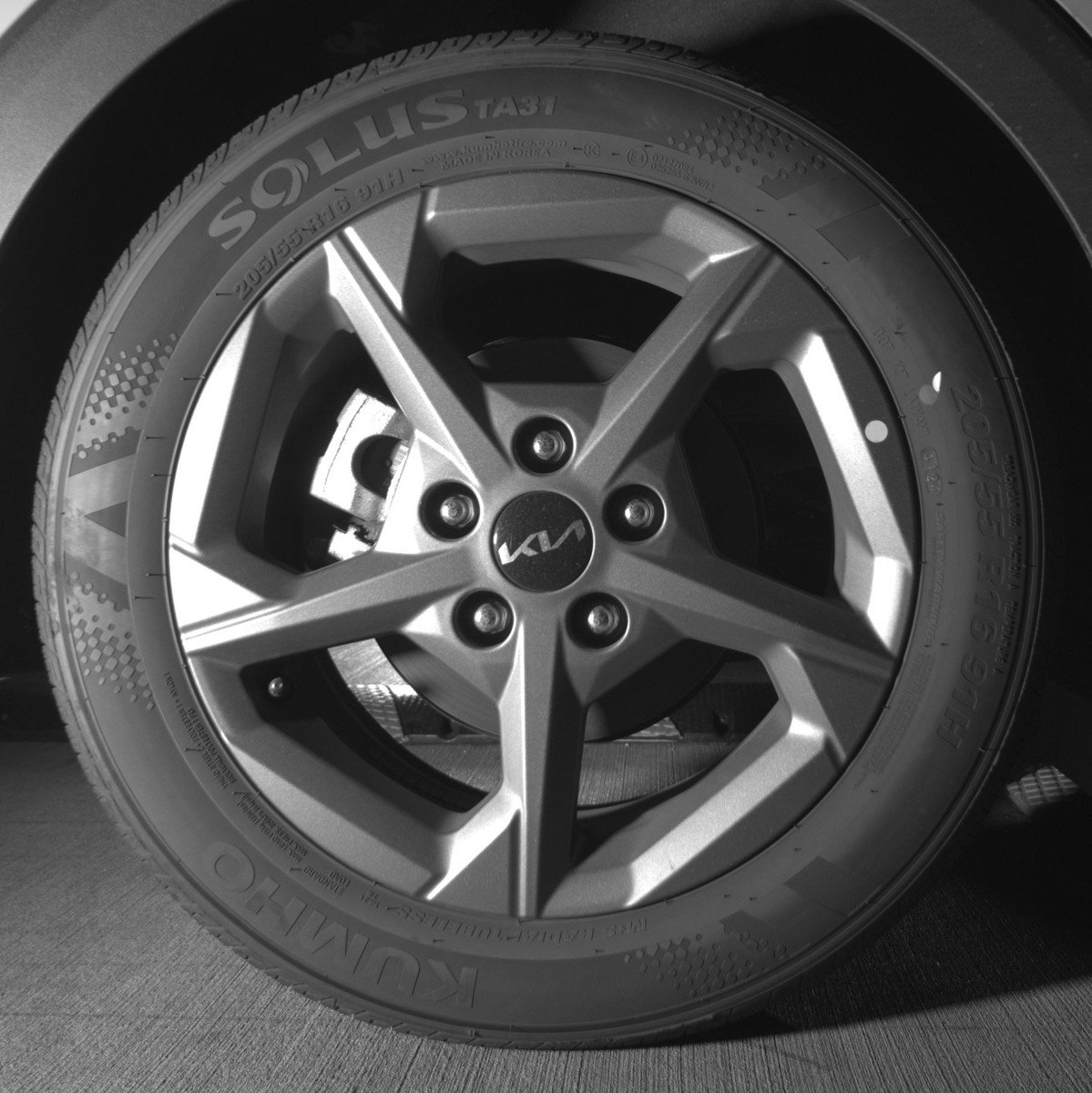 Used 2025 Kia K4 LXS image 15