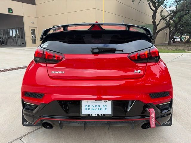 Used 2022 Hyundai Veloster N FWD image 3