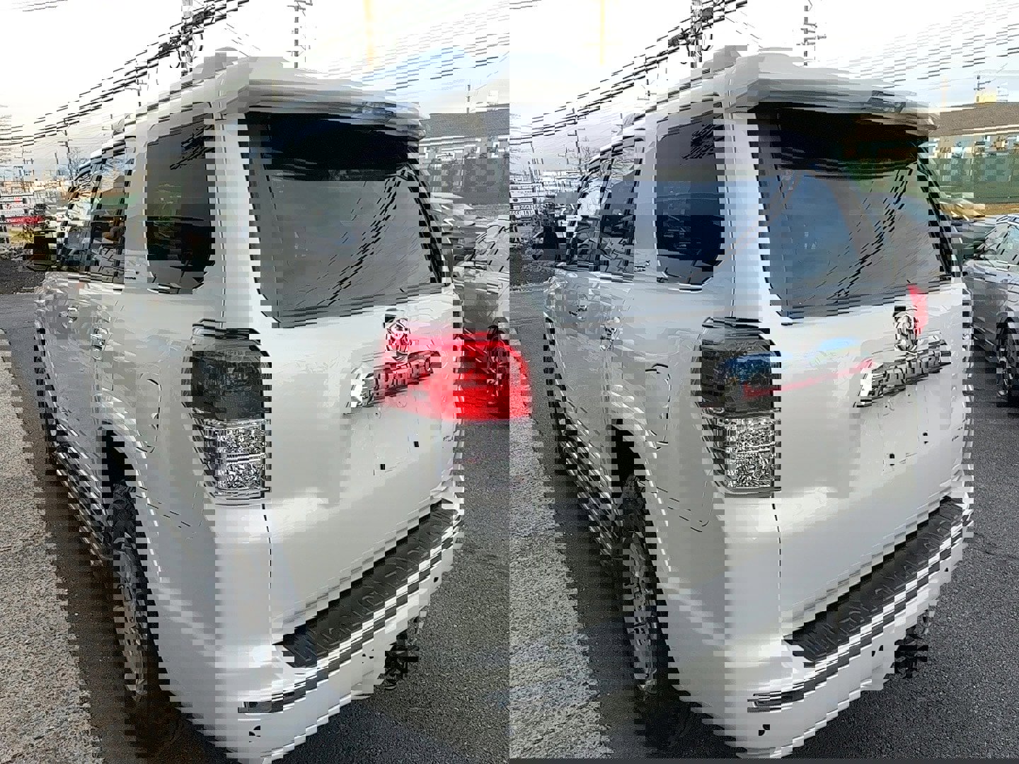 Used 2011 Toyota 4Runner SR5 image 4