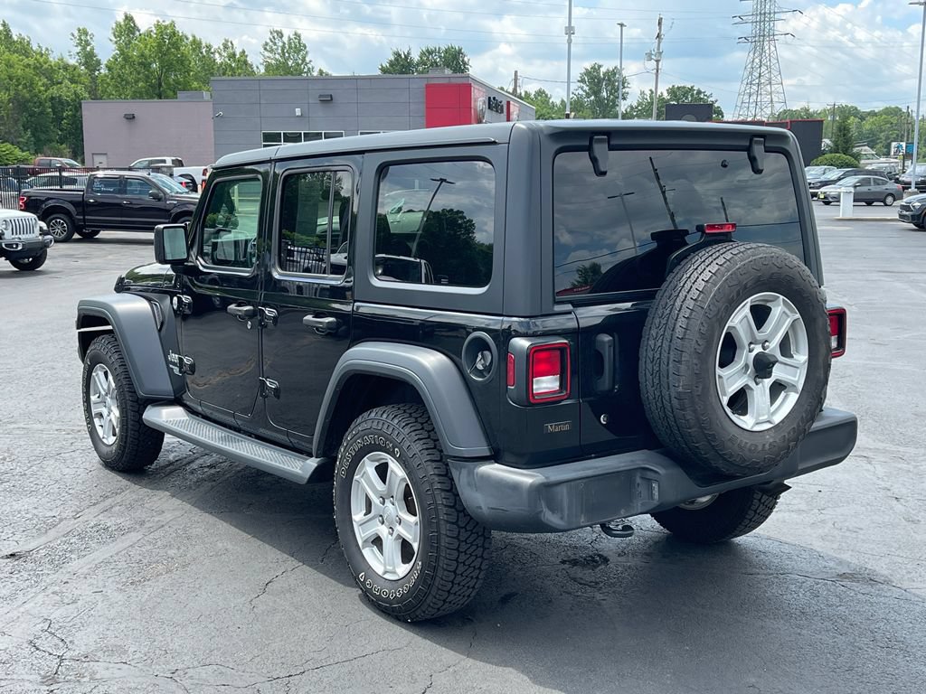 Used 2018 Jeep Wrangler Unlimited Sport S AWD/4WD image 7