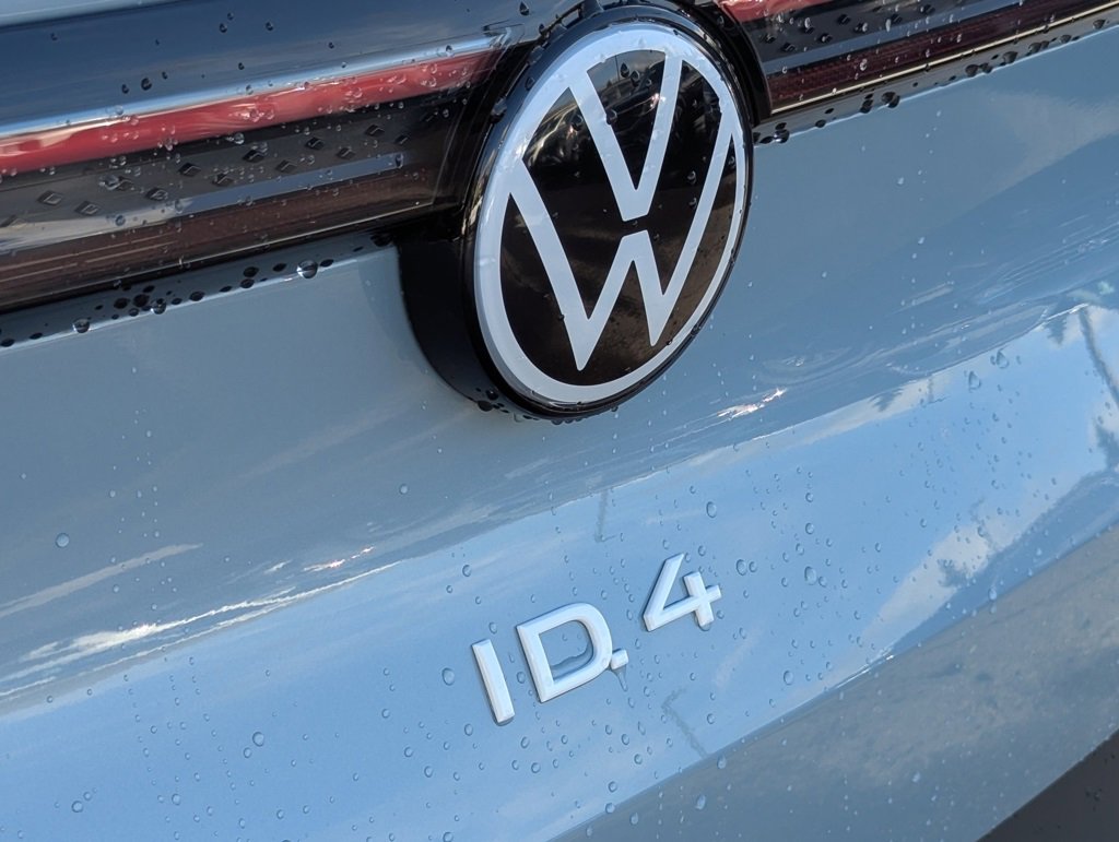 New 2025 Volkswagen ID.4 Pro S Plus image 30