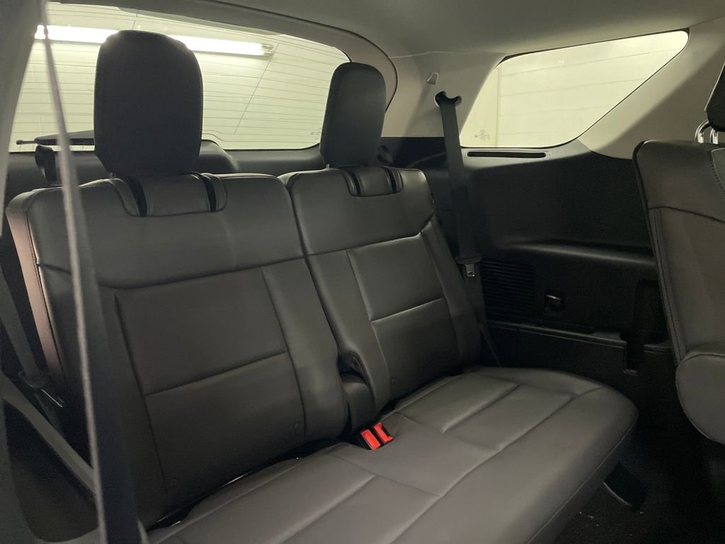 New 2025 Ford Explorer Active w/ Active Comfort Package image 29