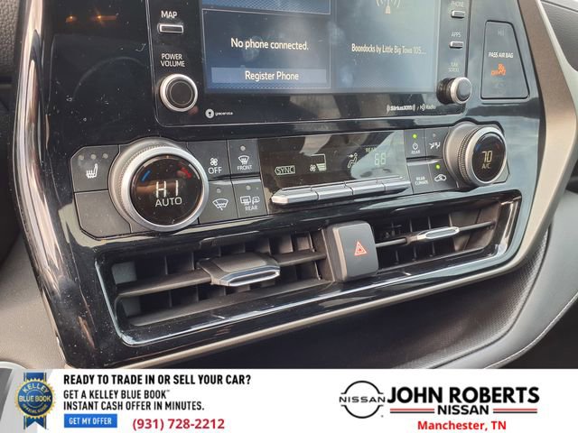 Used 2021 Toyota Highlander XLE image 24