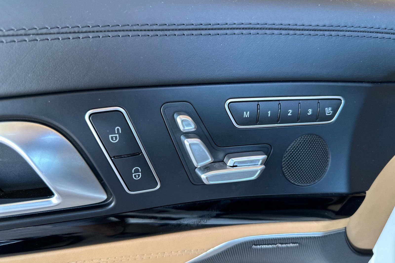 Used 2017 Mercedes-Benz SL 63 AMG image 12