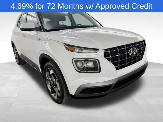Used 2025 Hyundai Venue SEL