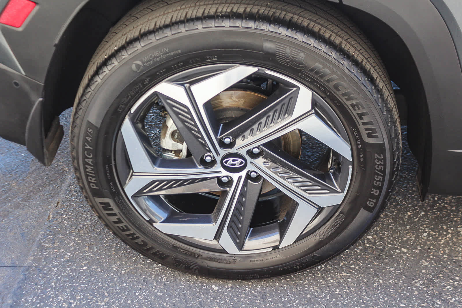 Certified 2023 Hyundai Tucson Limited AWD/4WD image 11
