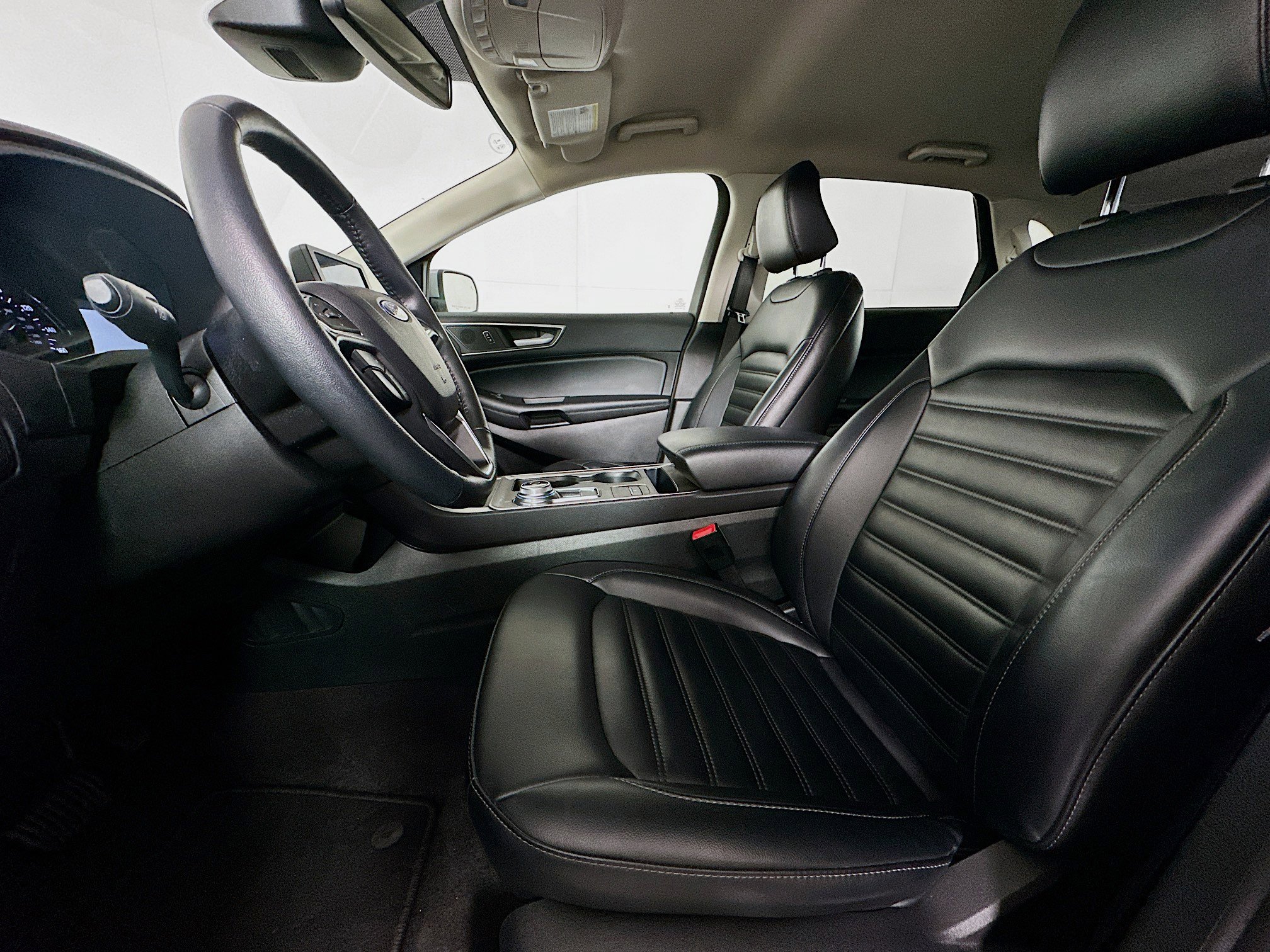 Used 2024 Ford Edge SEL image 13