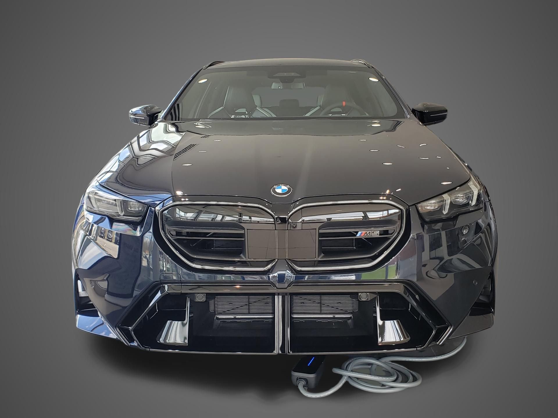 New 2026 BMW M5 Touring image 2