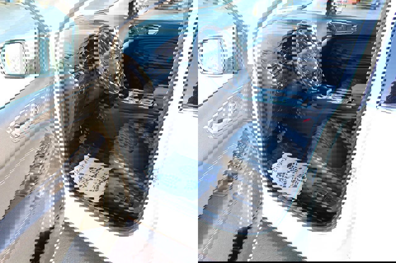 Used 2023 Ford Edge Titanium w/ Equipment Group 301A image 12