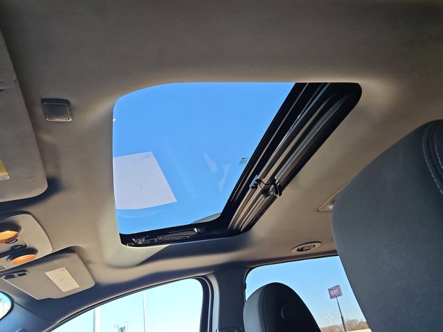 Used 2016 GMC Acadia SLE image 15