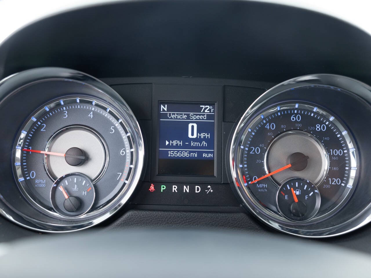 Used 2013 Chrysler Town & Country Touring FWD image 34