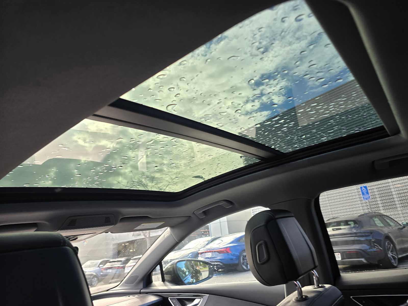 New 2026 Audi Q4 e-tron Premium image 21