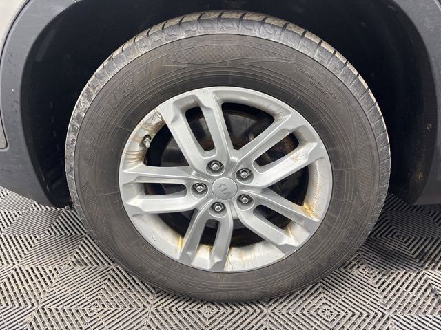 Used 2015 Kia Sorento LX image 10