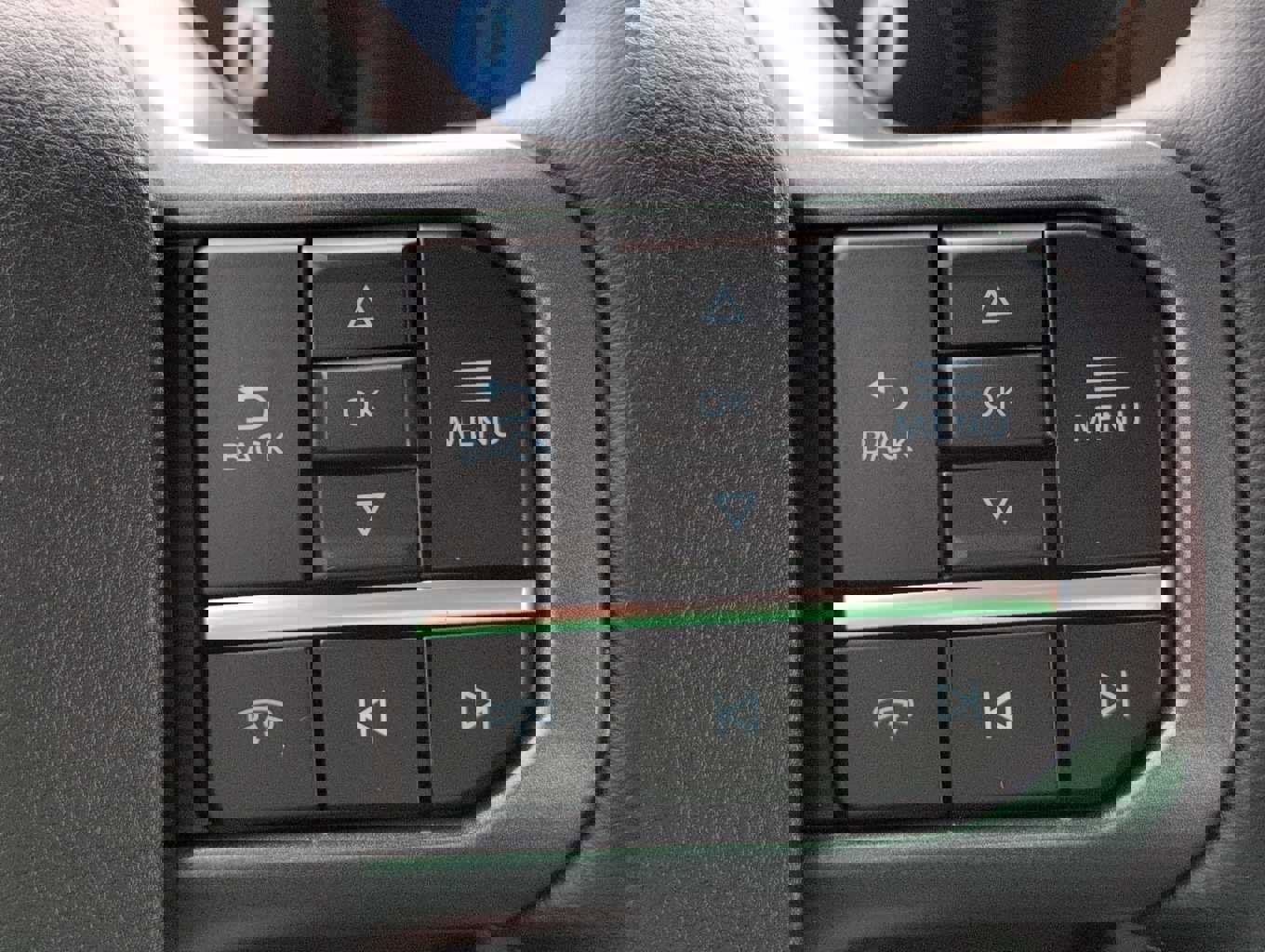 New 2025 Ford F150 Lariat w/ Equipment Group 502A High image 23