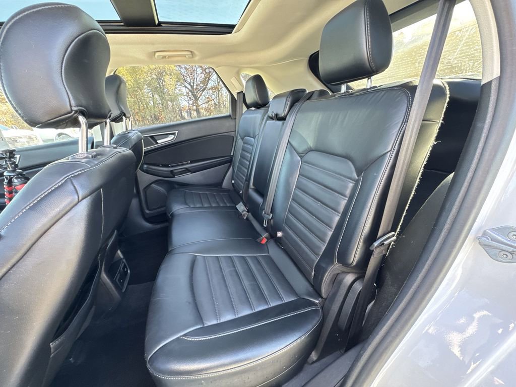 Used 2015 Ford Edge SEL w/ Equipment Group 201A image 25