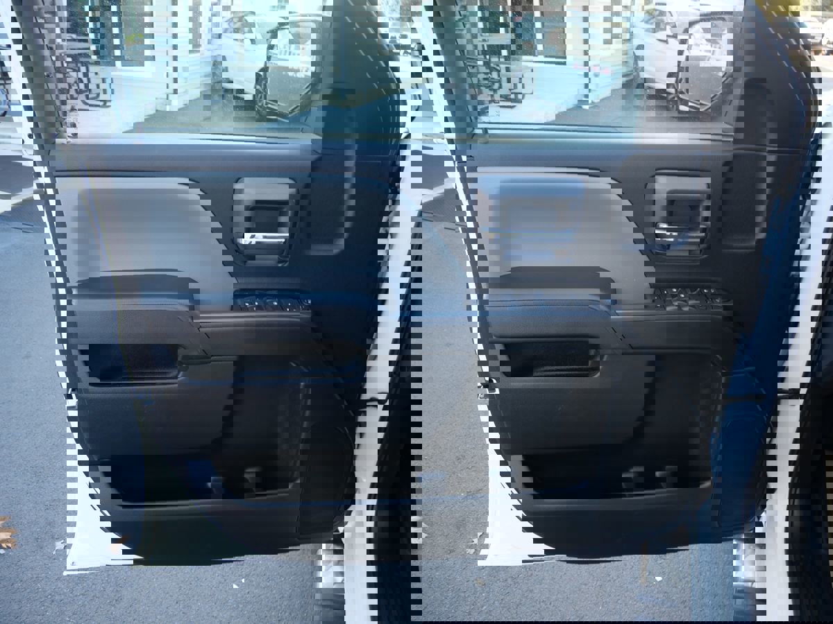 Used 2018 GMC Sierra 1500 WT image 15