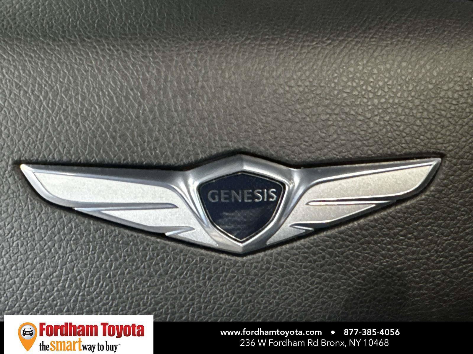 Used 2025 Genesis GV70 2.5T AWD/4WD image 35
