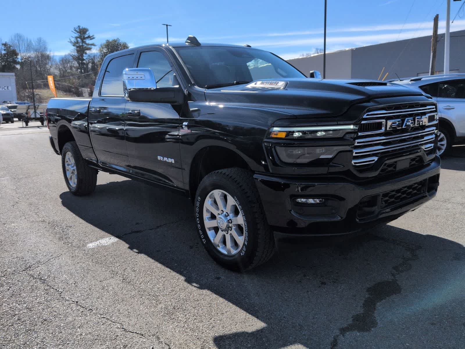 New 2026 RAM 2500 Laramie w/ Sport Appearance Package AWD/4WD image 2