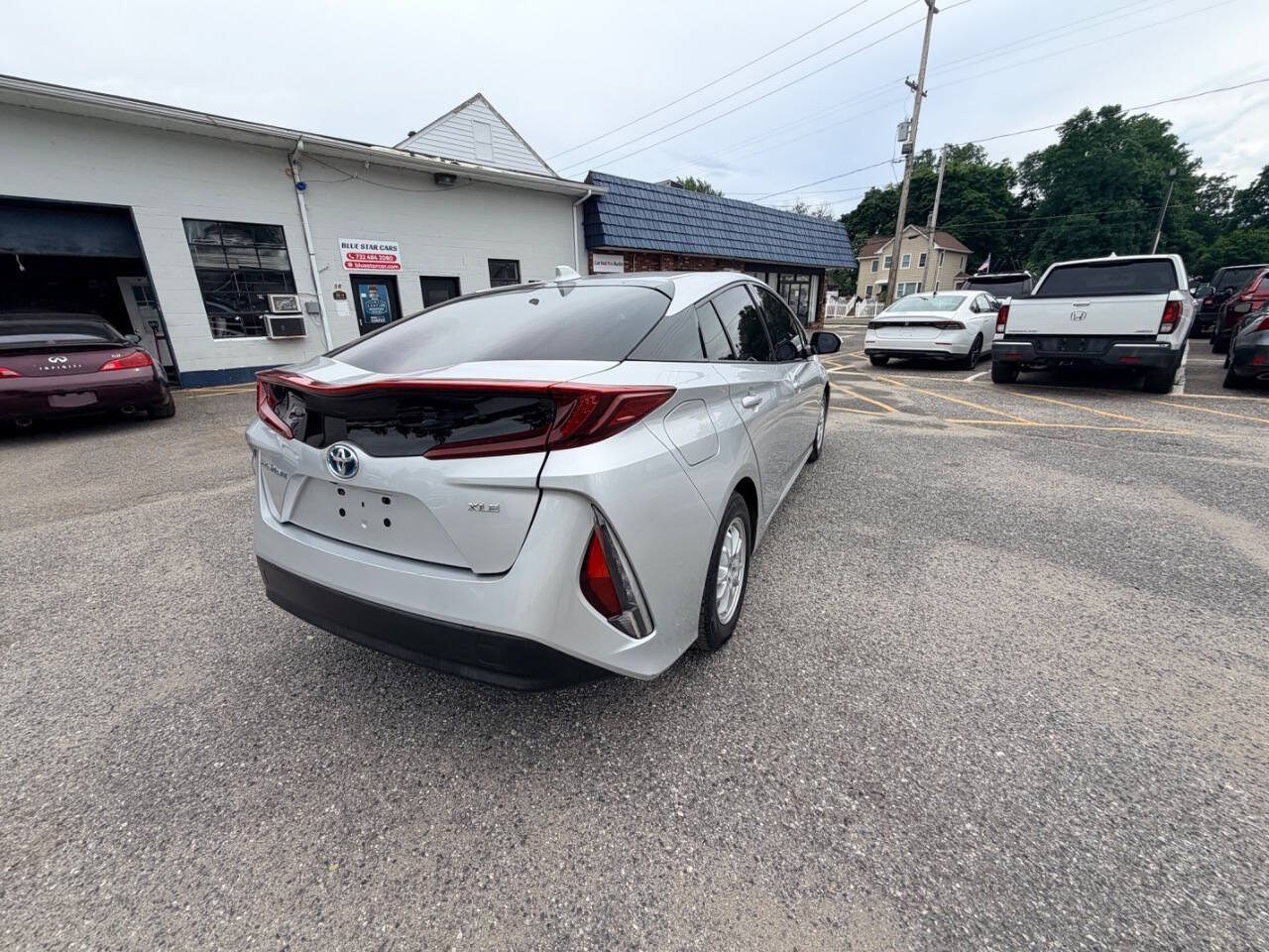 Used 2020 Toyota Prius Prime XLE FWD image 26