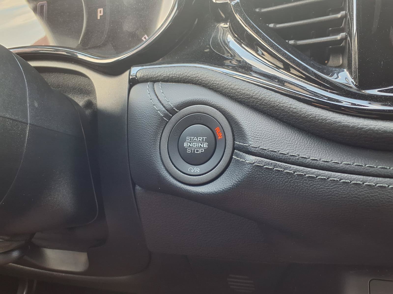 Used 2022 Dodge Durango GT RWD image 24