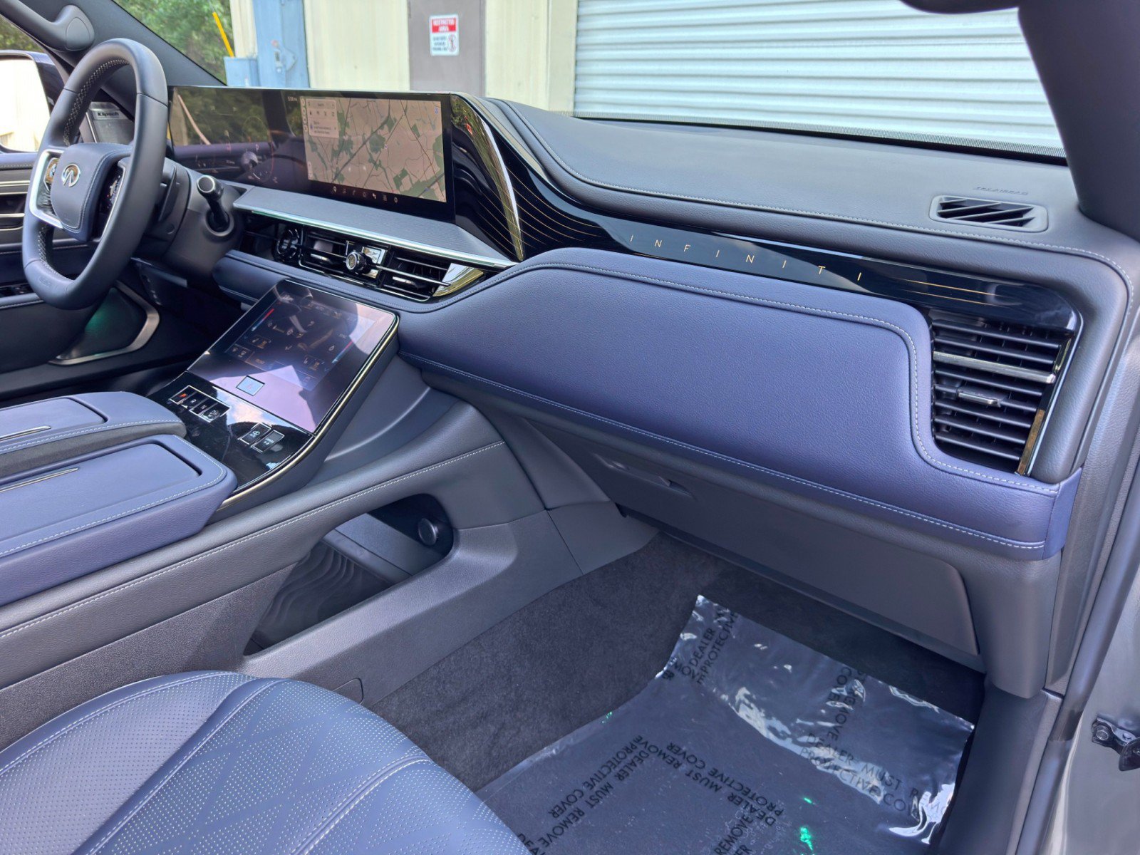 Used 2026 INFINITI QX80 4WD image 15