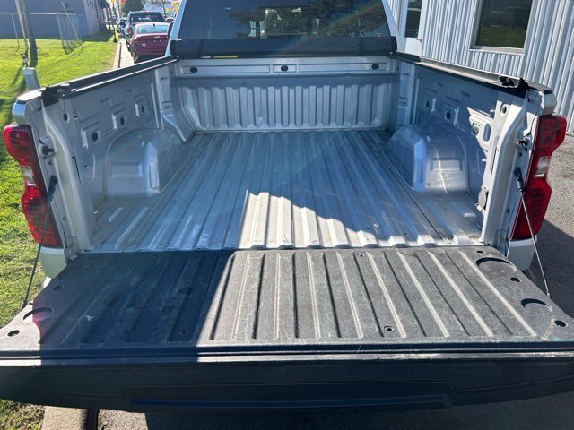Used 2022 Chevrolet Silverado 1500 LT w/ Convenience Package II AWD/4WD image 44