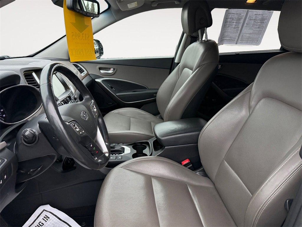 Used 2017 Hyundai Santa Fe Limited image 9