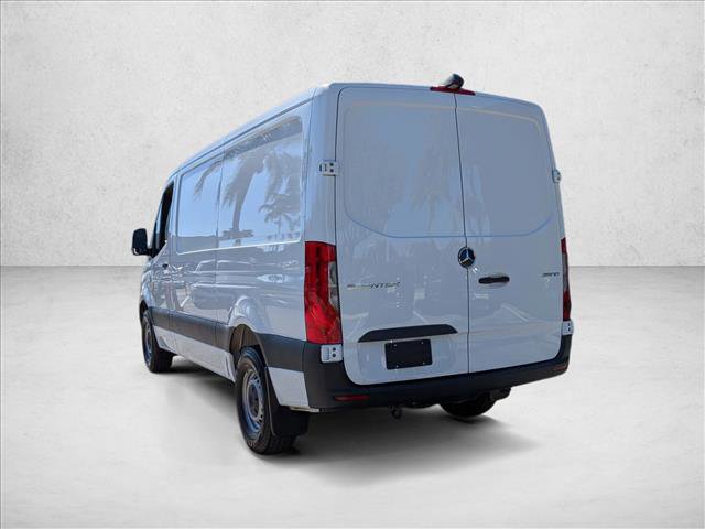 Used 2025 Mercedes-Benz Sprinter 2500 image 8