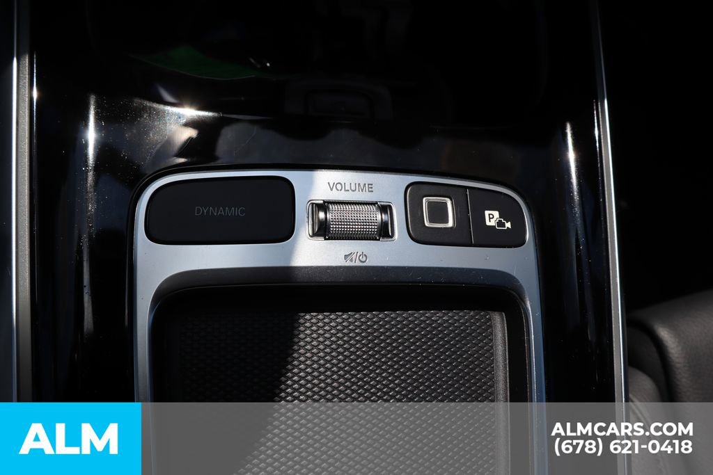 Used 2025 Mercedes-Benz GLA 250 image 37