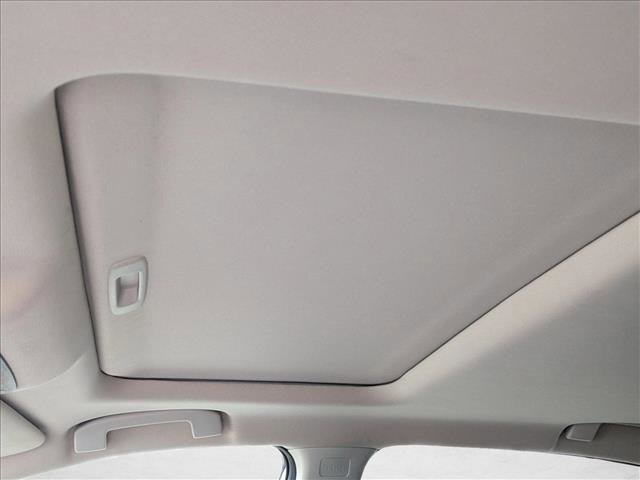 Used 2023 Nissan Altima 2.5 SR w/ SR Premium Package image 15