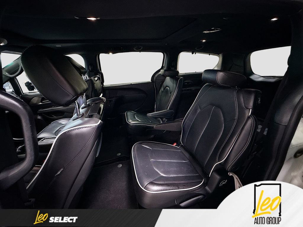 Used 2023 Chrysler Pacifica Limited w/ Uconnect Theater Family Group AWD/4WD image 29
