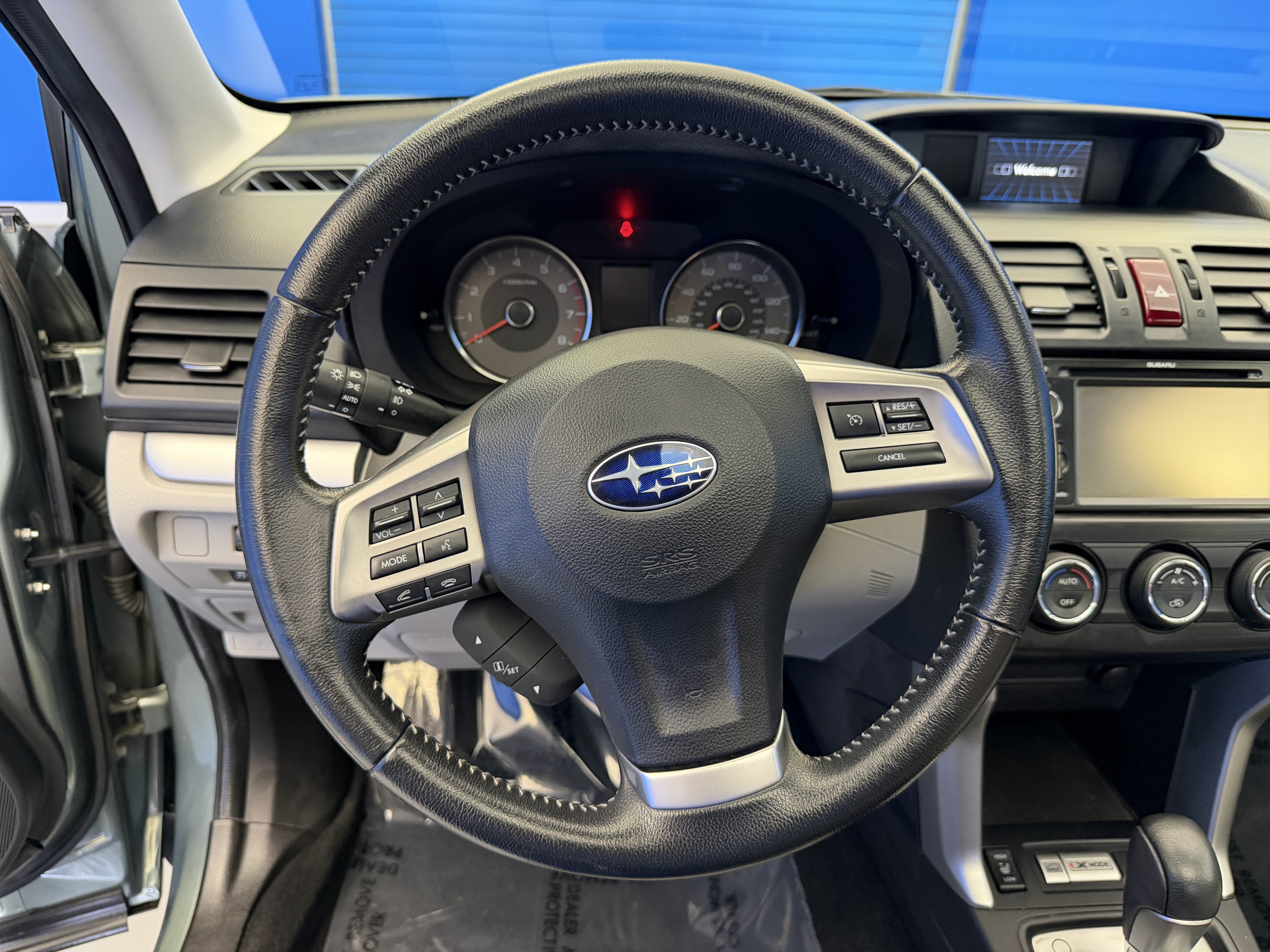 Used 2014 Subaru Forester 2.5i Limited w/ Popular Package #2 AWD/4WD image 14