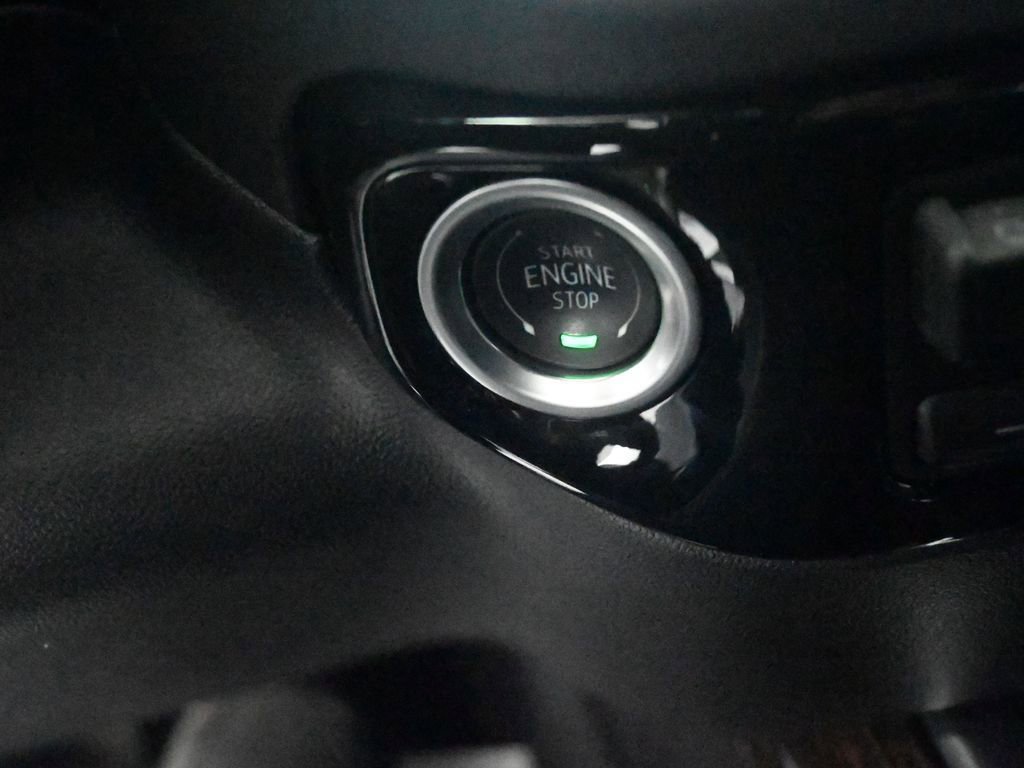 Used 2025 GMC Sierra 1500 Elevation w/ Elevation Premium Package image 32