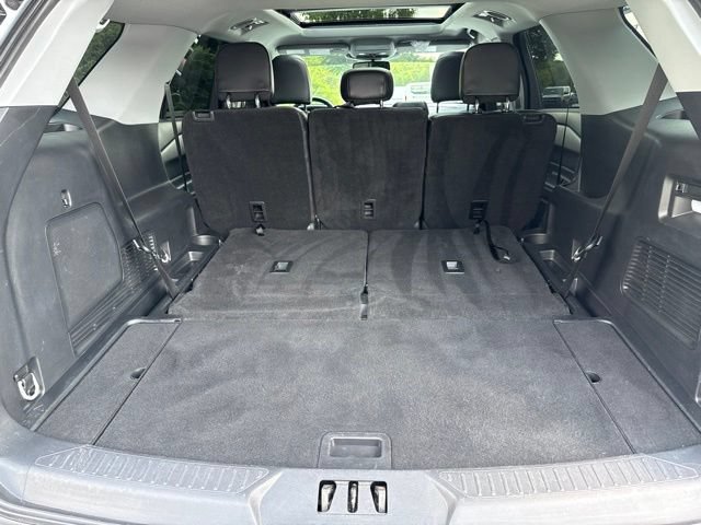 Used 2023 Ford Explorer XLT w/ Equipment Group 202A AWD/4WD image 45