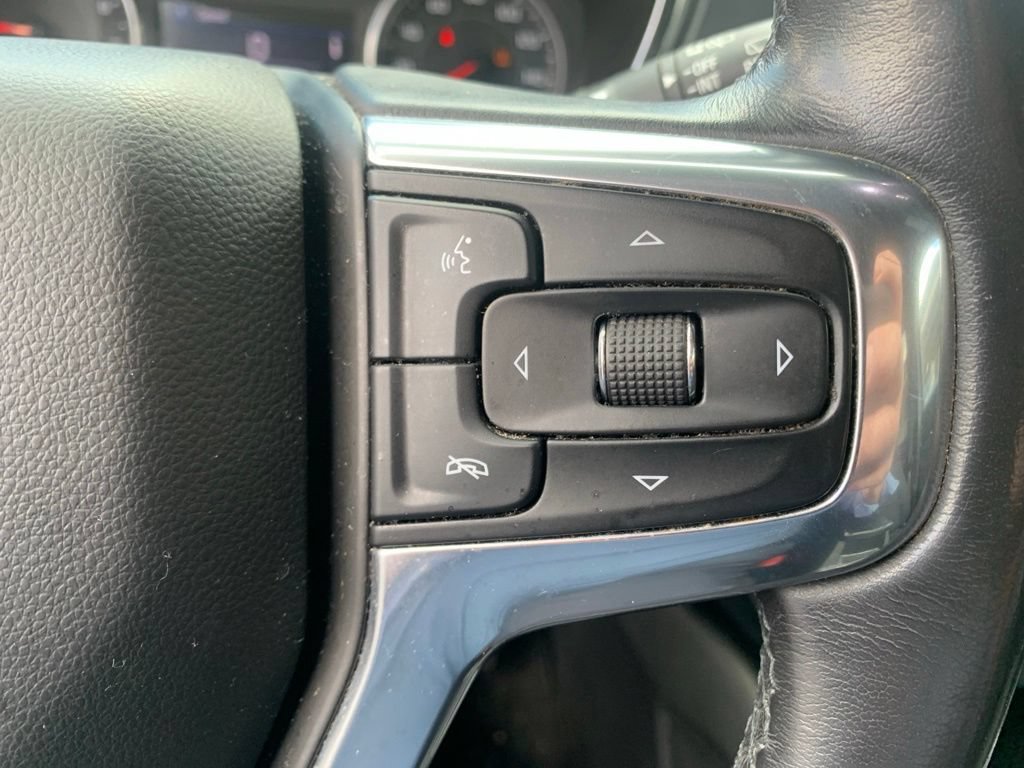 Used 2019 Chevrolet Blazer LT FWD image 39
