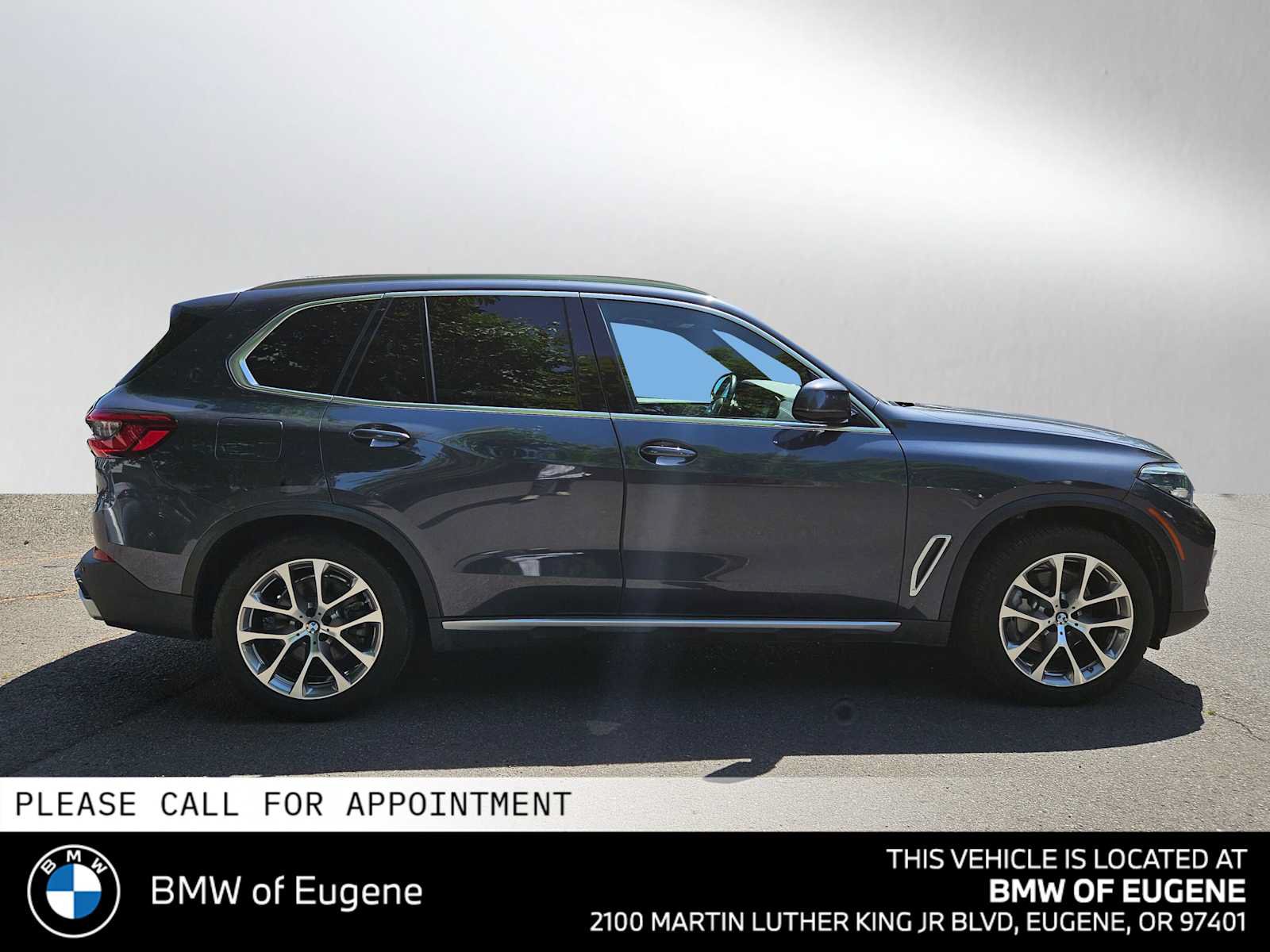 Used 2019 BMW X5 xDrive40i w/ Premium Package 2 AWD/4WD video 2