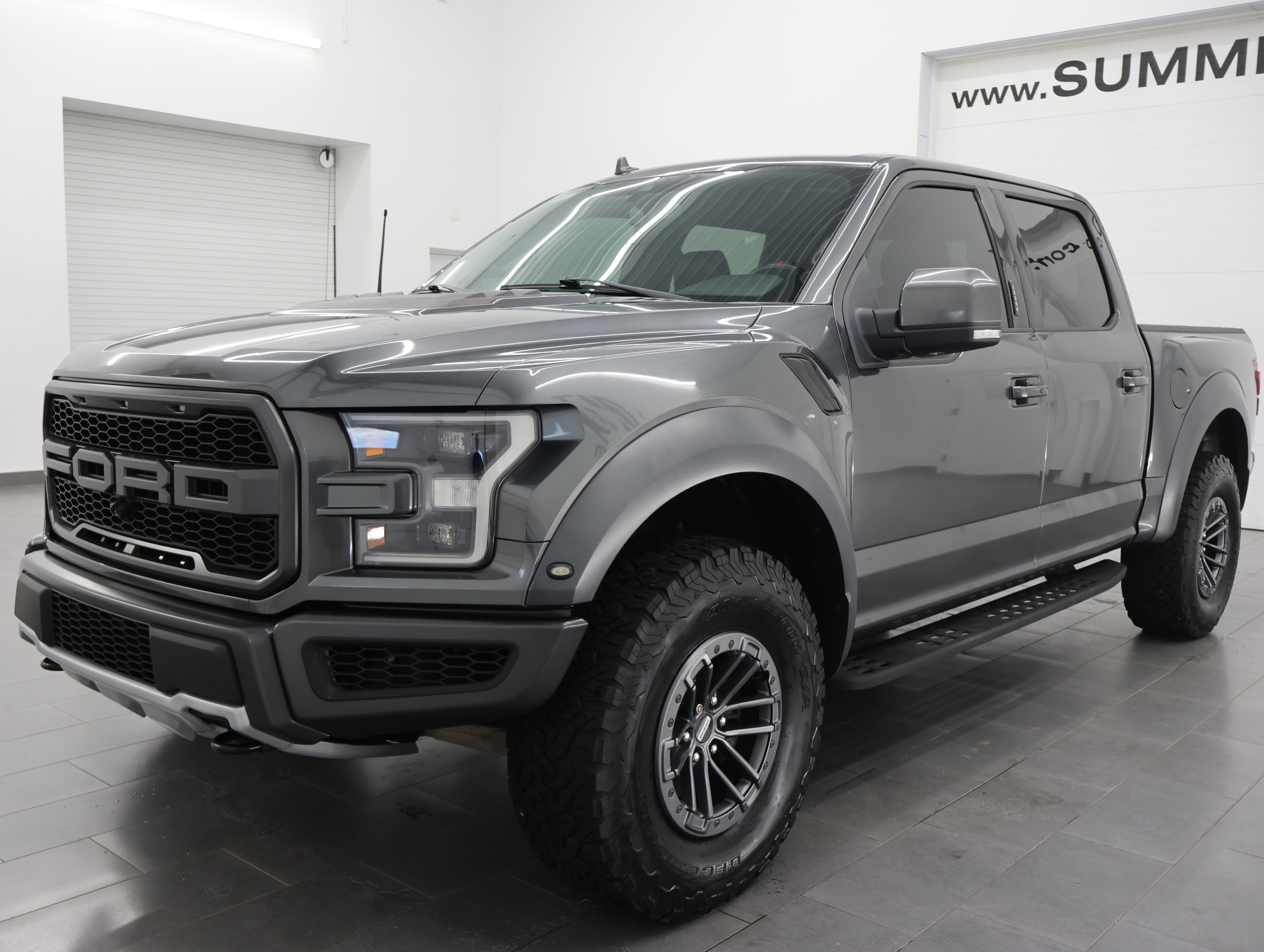 Used 2019 Ford F150 Raptor w/ Equipment Group 802A Luxury AWD/4WD image 7