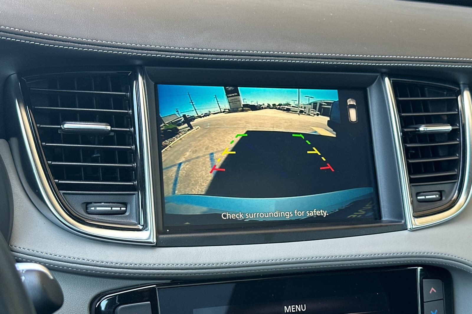 Used 2023 INFINITI QX50 Luxe FWD image 27