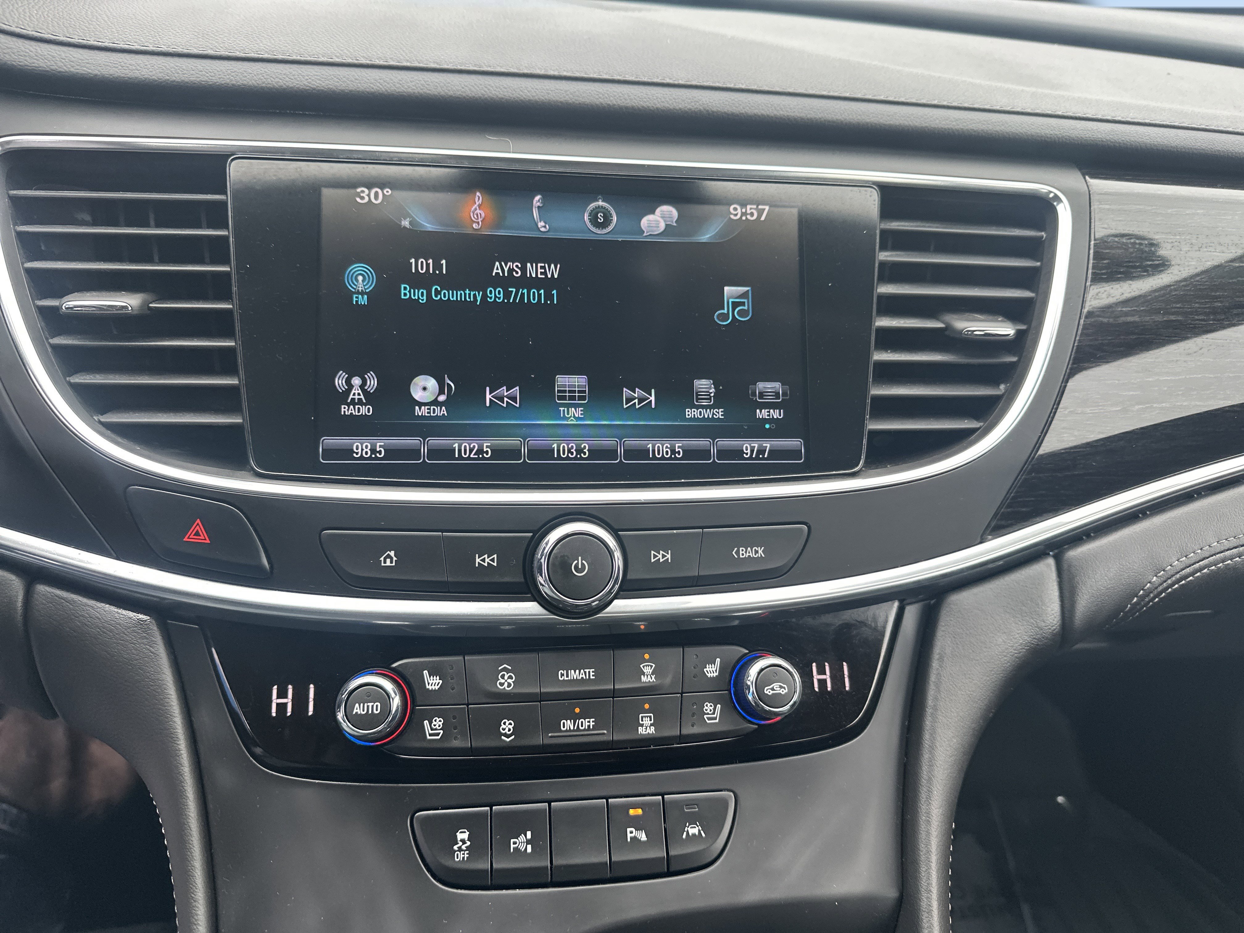 Certified 2018 Buick LaCrosse Premium w/ Driver Confidence Package #2 image 13