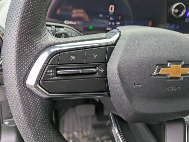 New 2026 Chevrolet Equinox EV LT image 16