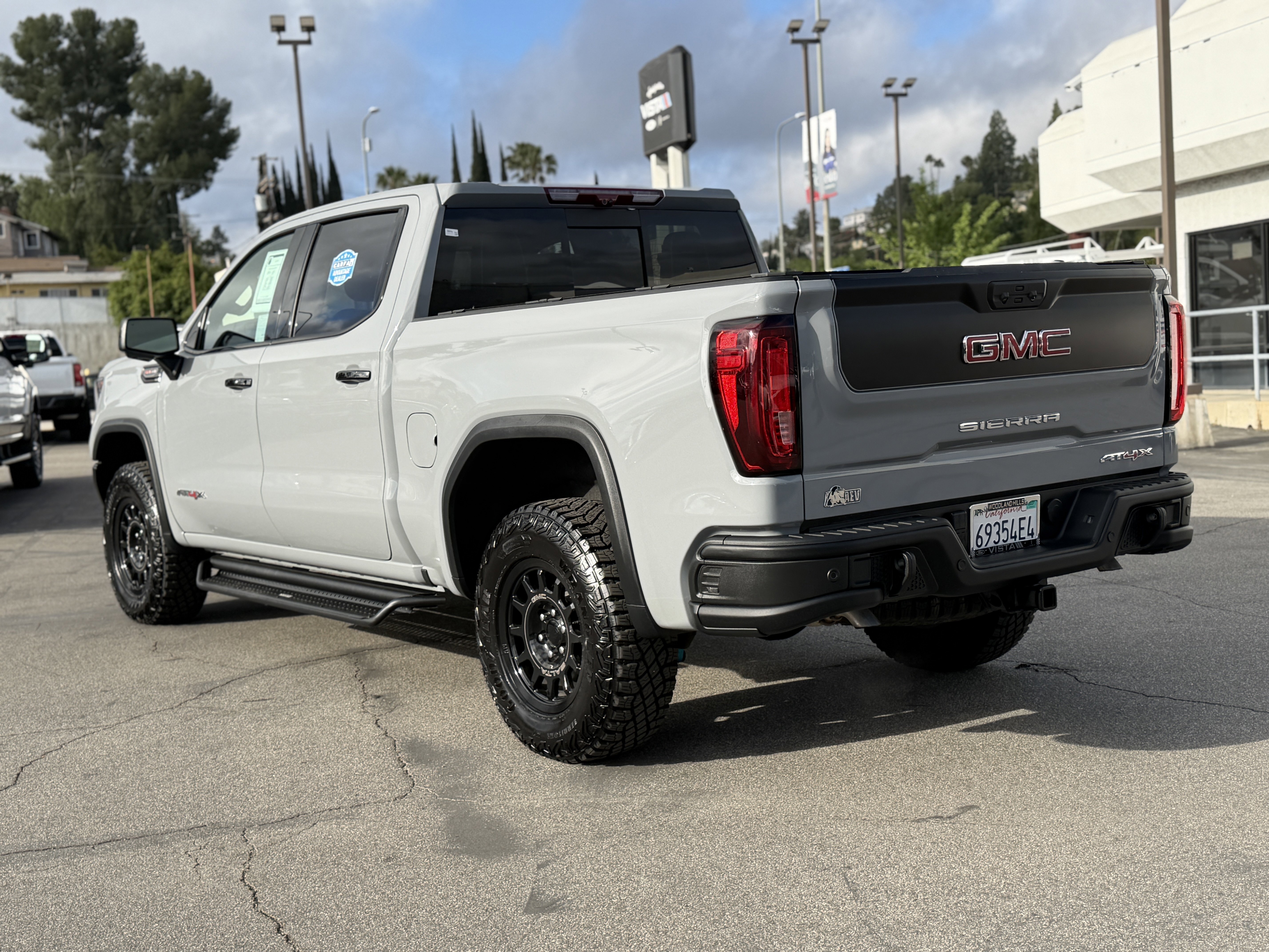 Used 2024 GMC Sierra 1500 AT4X w/ AT4X AEV Edition AWD/4WD image 5