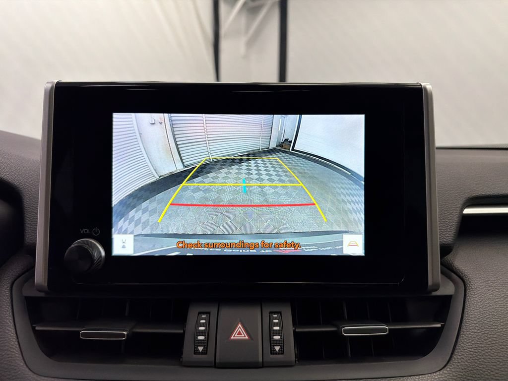 Used 2023 Toyota RAV4 XLE Premium FWD image 32